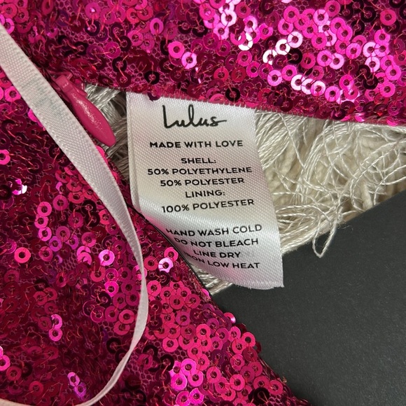 NWT Lulu’s Come My Way Magenta Sequin One-Shoulder Two-Piece Mini Dress size M - Picture 13 of 13